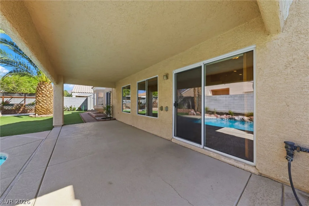 7015 Wild Wave, Las Vegas, NV 89131