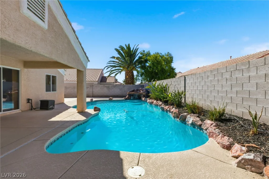 7015 Wild Wave, Las Vegas, NV 89131