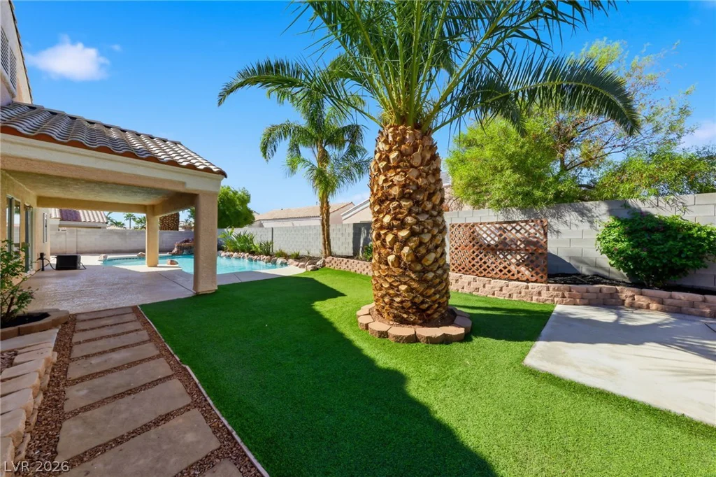 7015 Wild Wave, Las Vegas, NV 89131