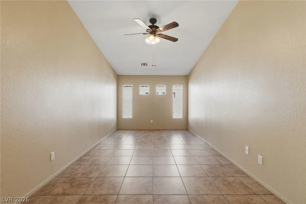 7015 Wild Wave, Las Vegas, NV 89131