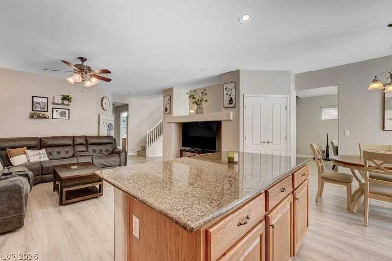 10417 Walworth, Las Vegas, NV 89166