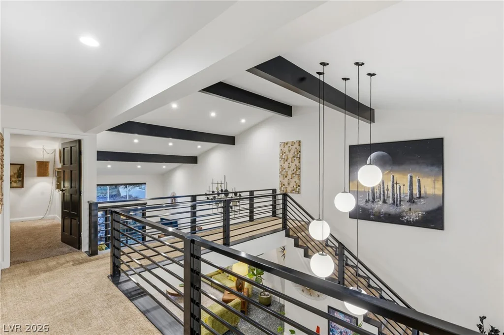 2100 Plaza Del Dios, Las Vegas, NV 89102