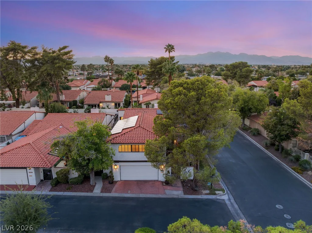 2100 Plaza Del Dios, Las Vegas, NV 89102