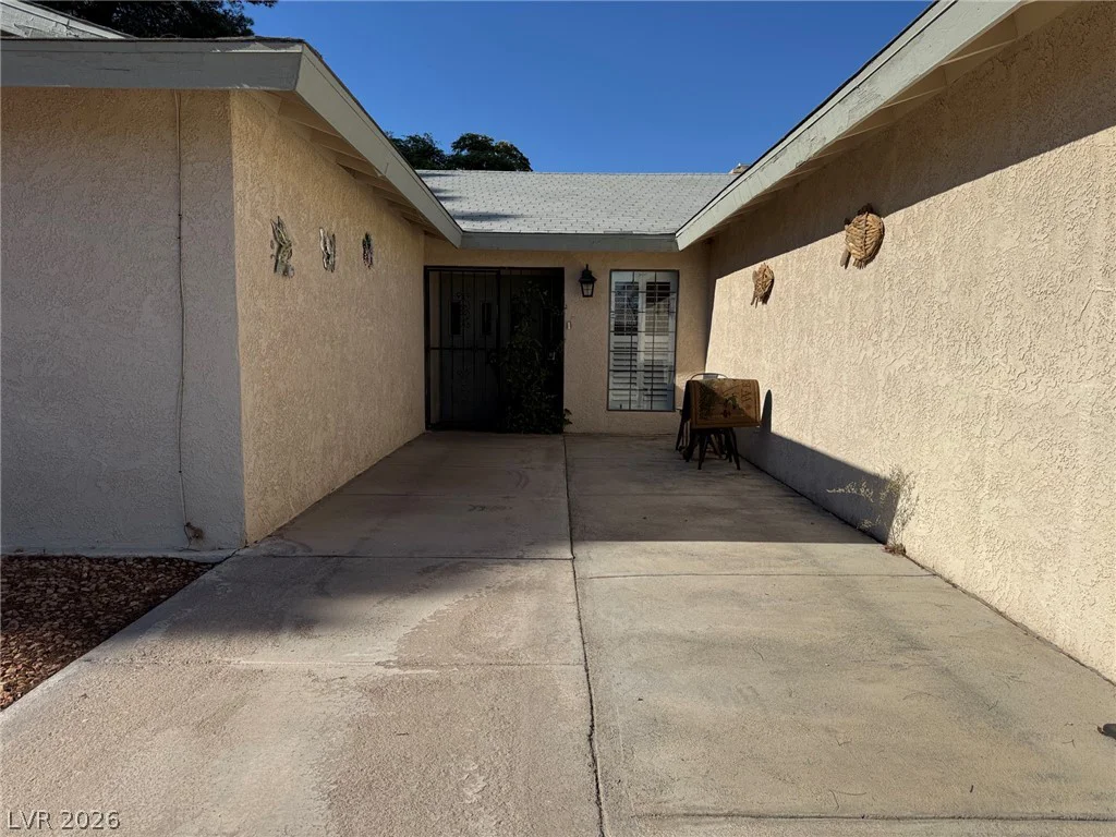 7920 Hickam, Las Vegas, NV 89129