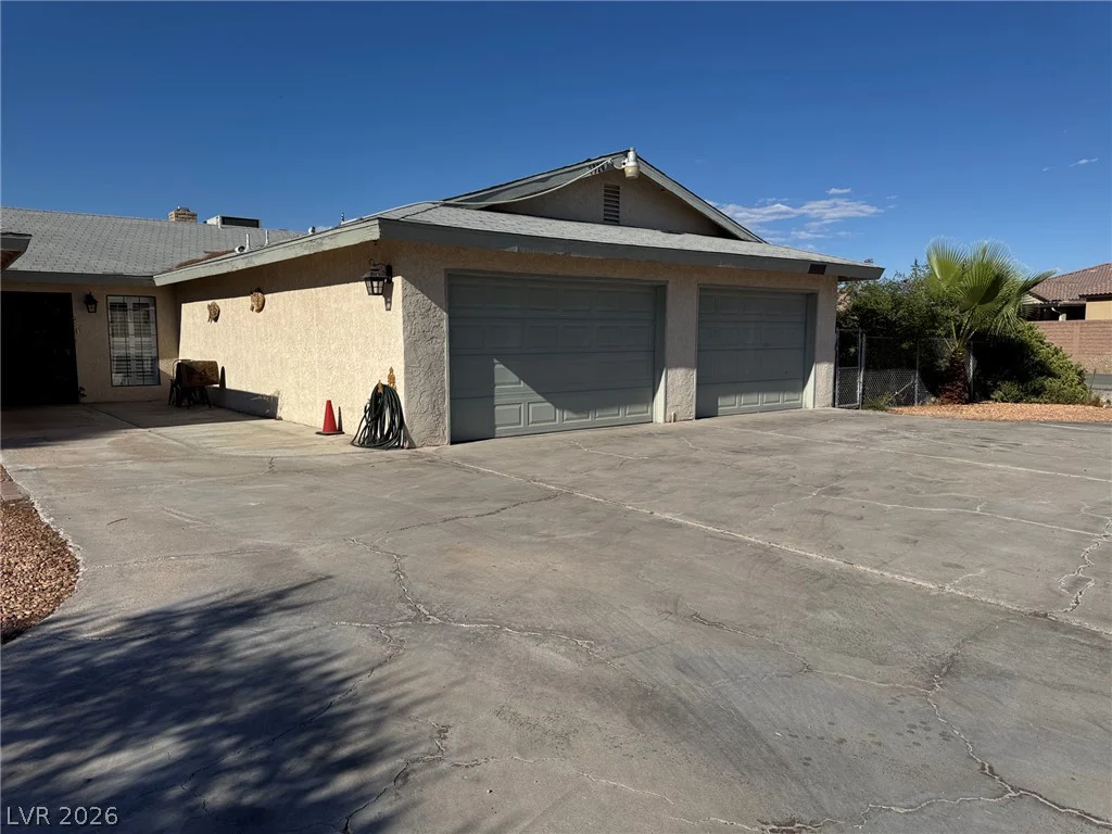 7920 Hickam, Las Vegas, NV 89129