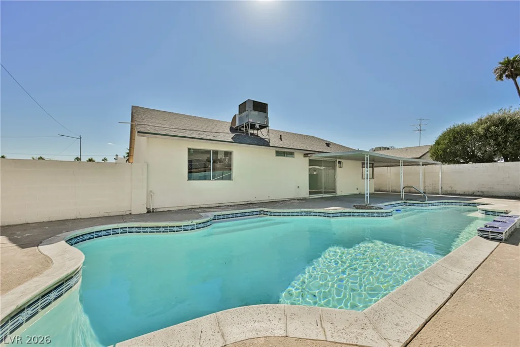 2302 Wagonwheel, Las Vegas, NV 89119