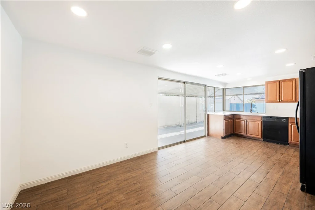 2302 Wagonwheel, Las Vegas, NV 89119