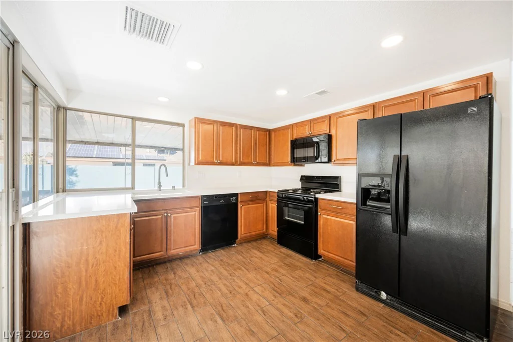 2302 Wagonwheel, Las Vegas, NV 89119