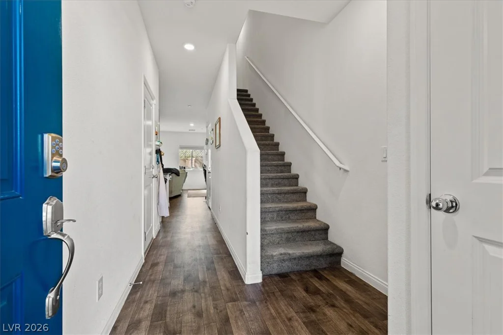 4105 Venus Falls, North Las Vegas, NV 89084