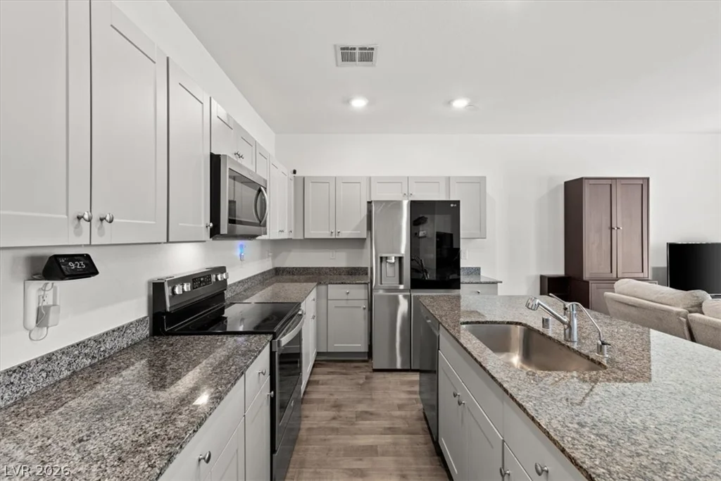4105 Venus Falls, North Las Vegas, NV 89084