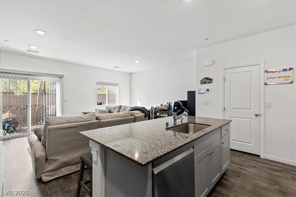 4105 Venus Falls, North Las Vegas, NV 89084