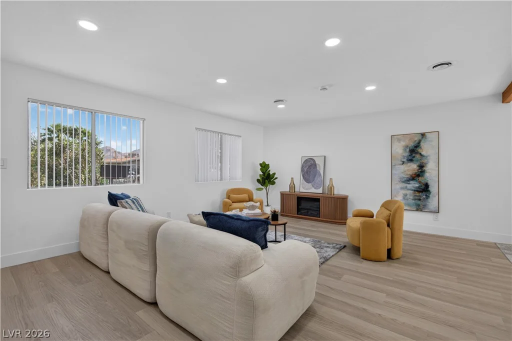 2341 Pariva, Las Vegas, NV 89115