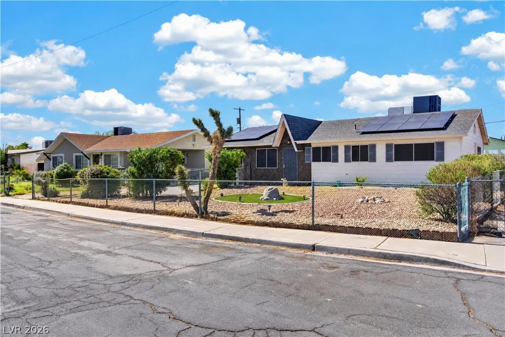 2341 Pariva, Las Vegas, NV 89115