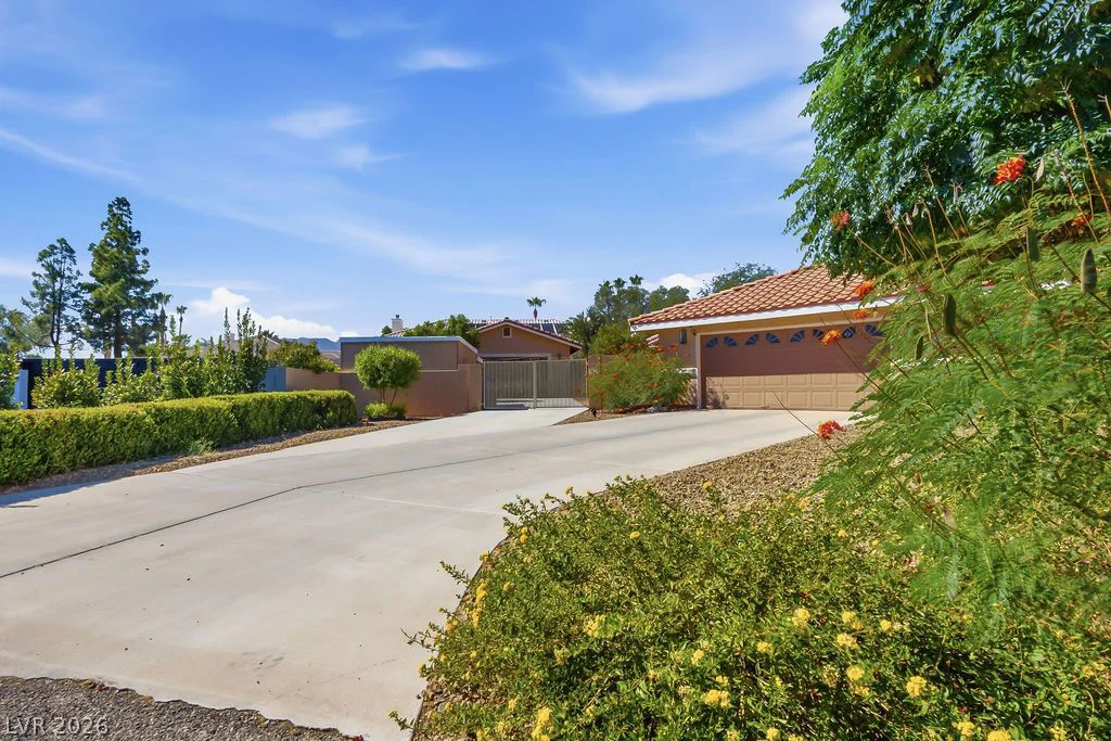 4885 Miller, Las Vegas, NV 89149