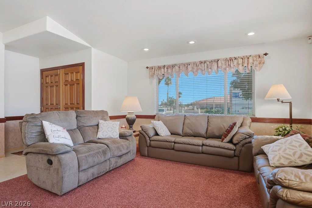 4885 Miller, Las Vegas, NV 89149