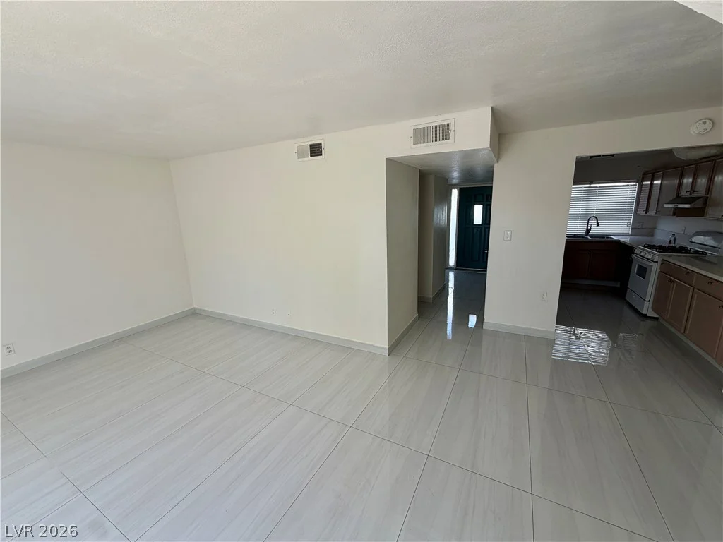 4056 Gold Coast, Las Vegas, NV 89121