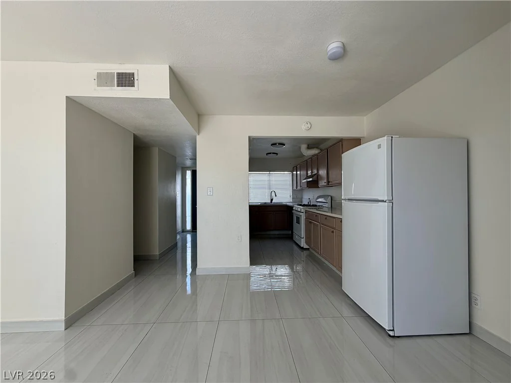 4056 Gold Coast, Las Vegas, NV 89121