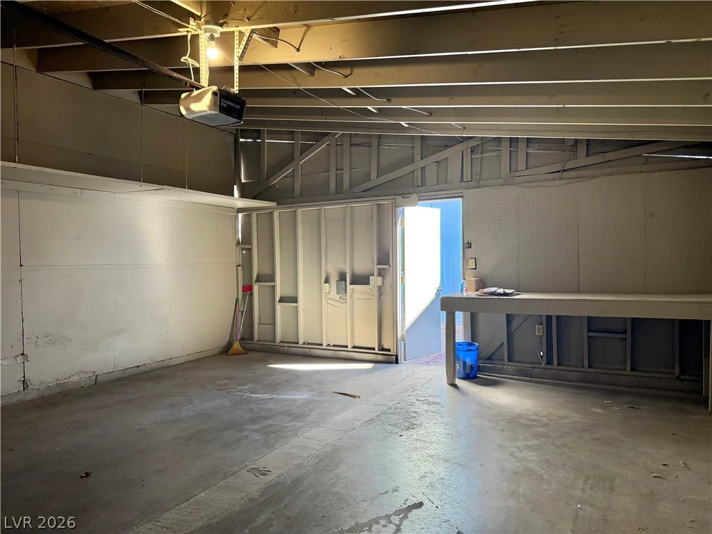 4056 Gold Coast, Las Vegas, NV 89121