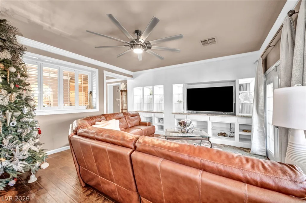 1709 White Daisy, North Las Vegas, NV 89081