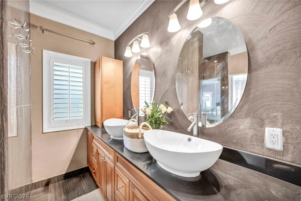 1709 White Daisy, North Las Vegas, NV 89081