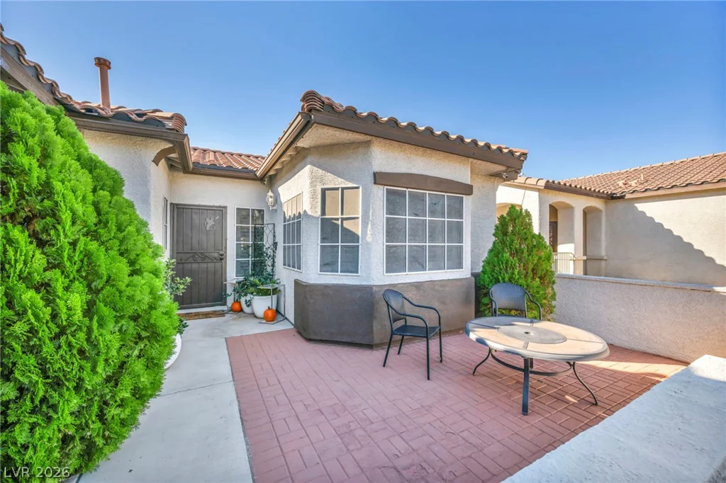 1709 White Daisy, North Las Vegas, NV 89081