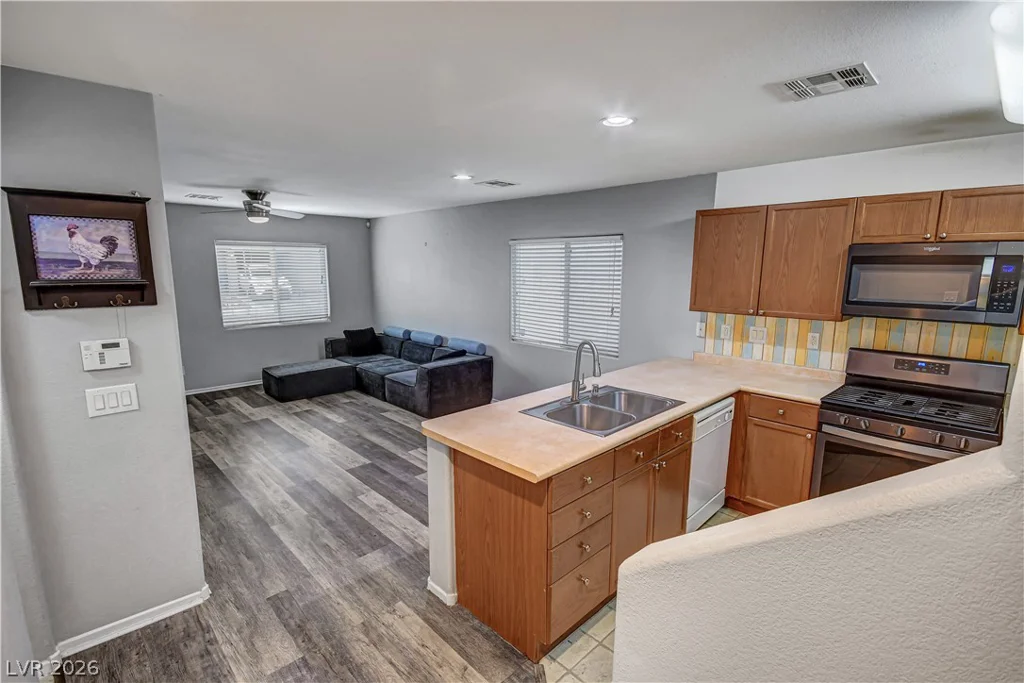 9052 Pearl Cotton, Las Vegas, NV 89149