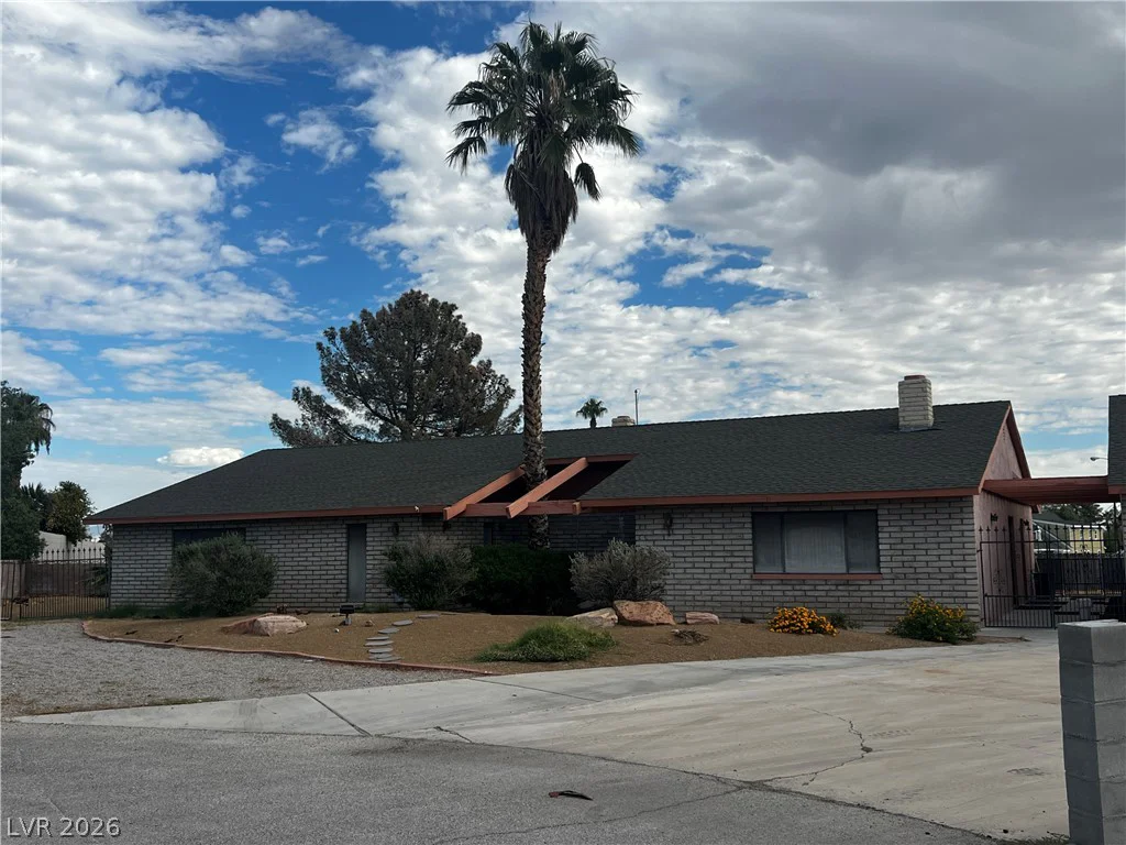 6920 Edna, Las Vegas, NV 89117
