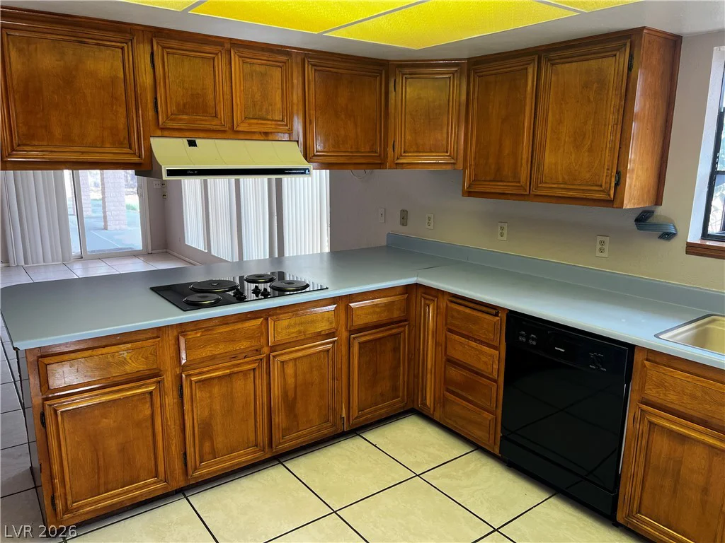 6920 Edna, Las Vegas, NV 89117