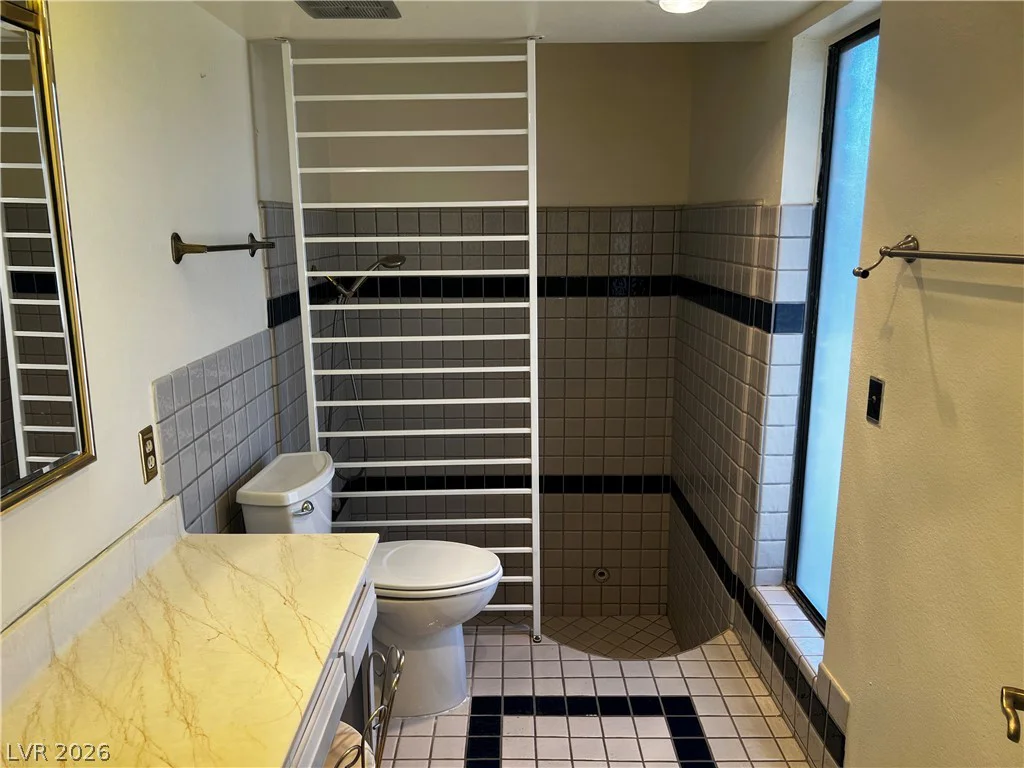 6920 Edna, Las Vegas, NV 89117