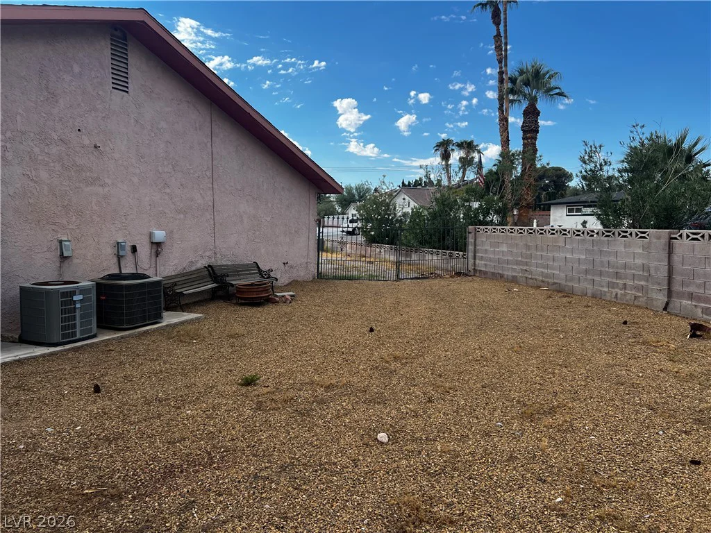6920 Edna, Las Vegas, NV 89117