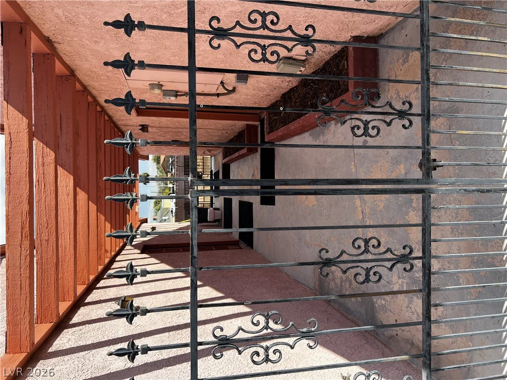 6920 Edna, Las Vegas, NV 89117