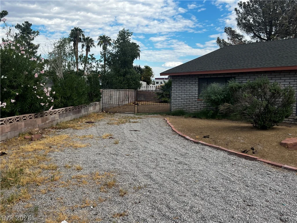 6920 Edna, Las Vegas, NV 89117
