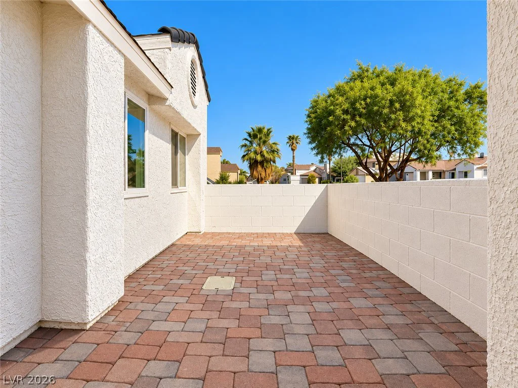 7157 Sixshooter, Las Vegas, NV 89119