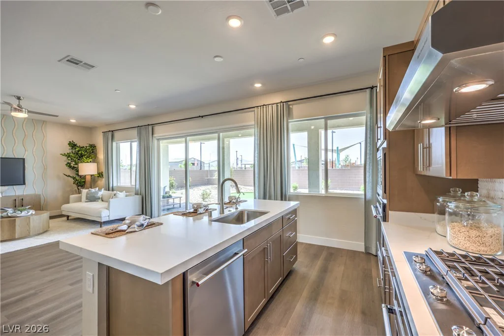 7908 Arial Bay, North Las Vegas, NV 89084