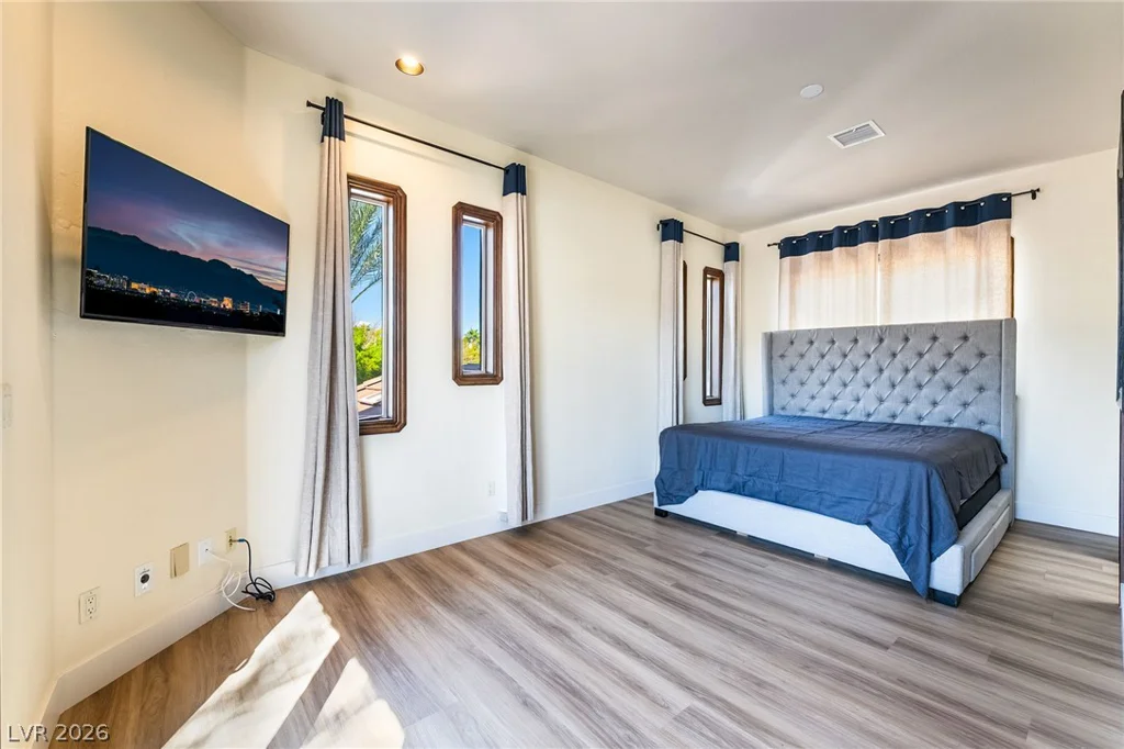 9325 Canyon Classic, Las Vegas, NV 89144