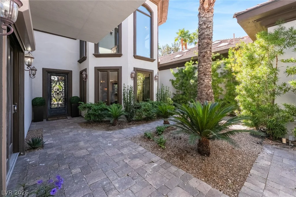 9325 Canyon Classic, Las Vegas, NV 89144