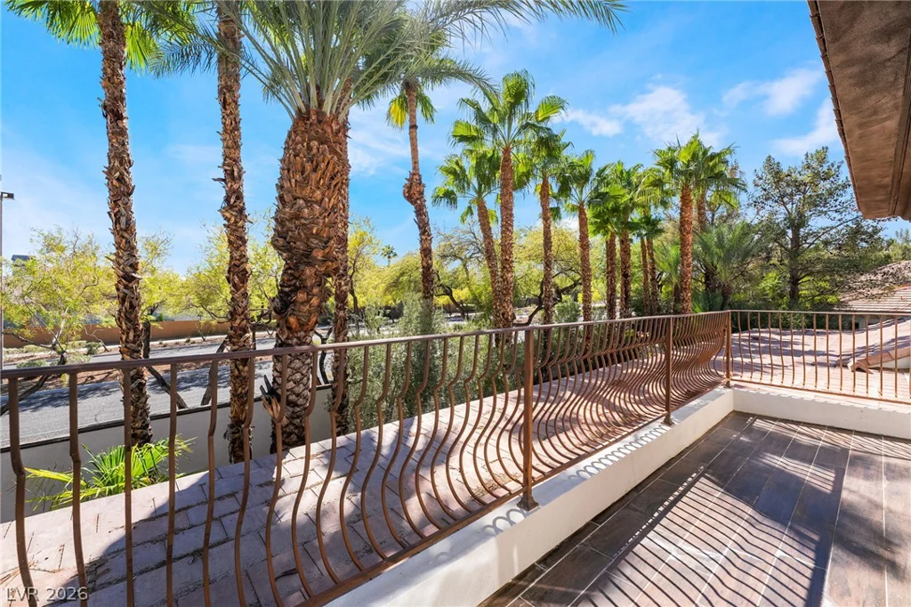 9325 Canyon Classic, Las Vegas, NV 89144