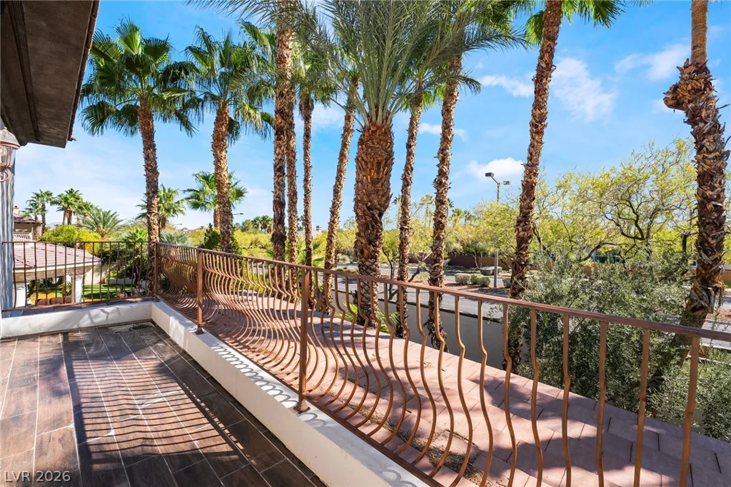 9325 Canyon Classic, Las Vegas, NV 89144