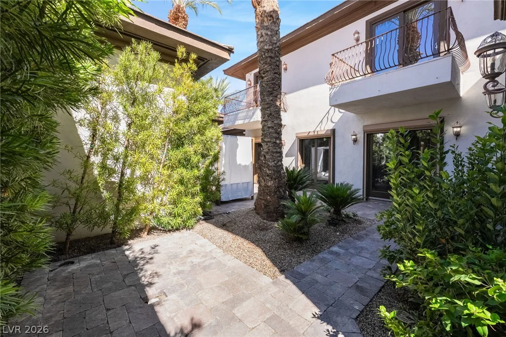 9325 Canyon Classic, Las Vegas, NV 89144