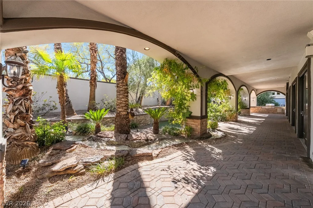 9325 Canyon Classic, Las Vegas, NV 89144