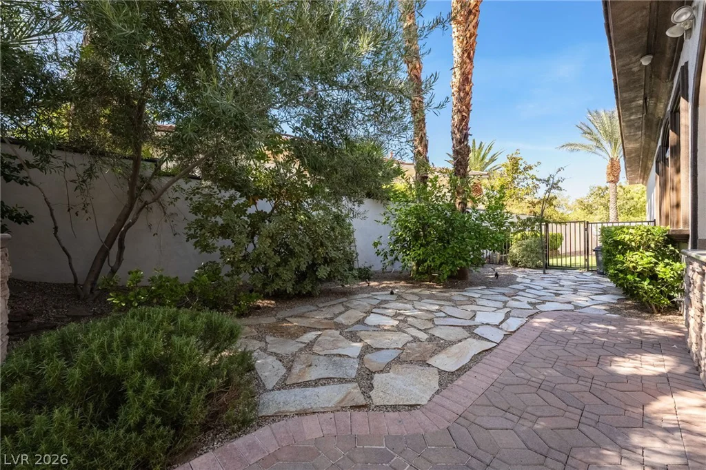 9325 Canyon Classic, Las Vegas, NV 89144