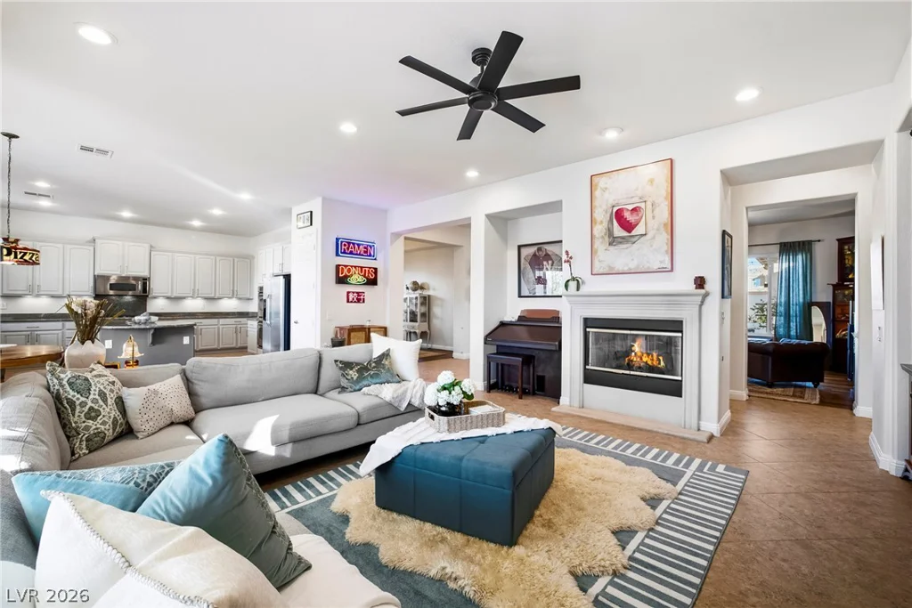 8745 Killians Greens, Las Vegas, NV 89131
