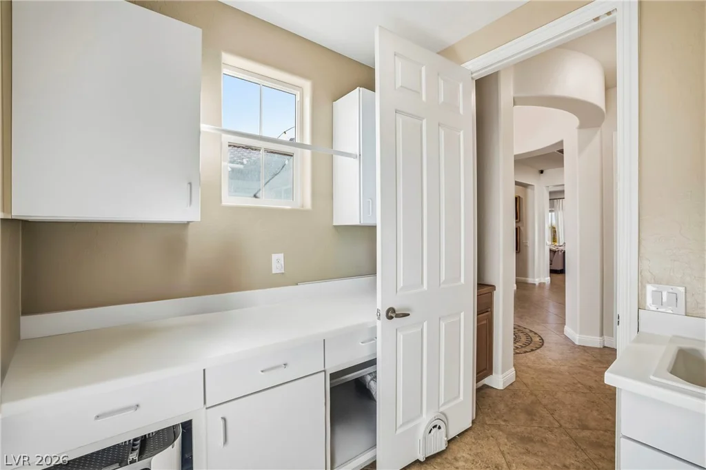 8745 Killians Greens, Las Vegas, NV 89131