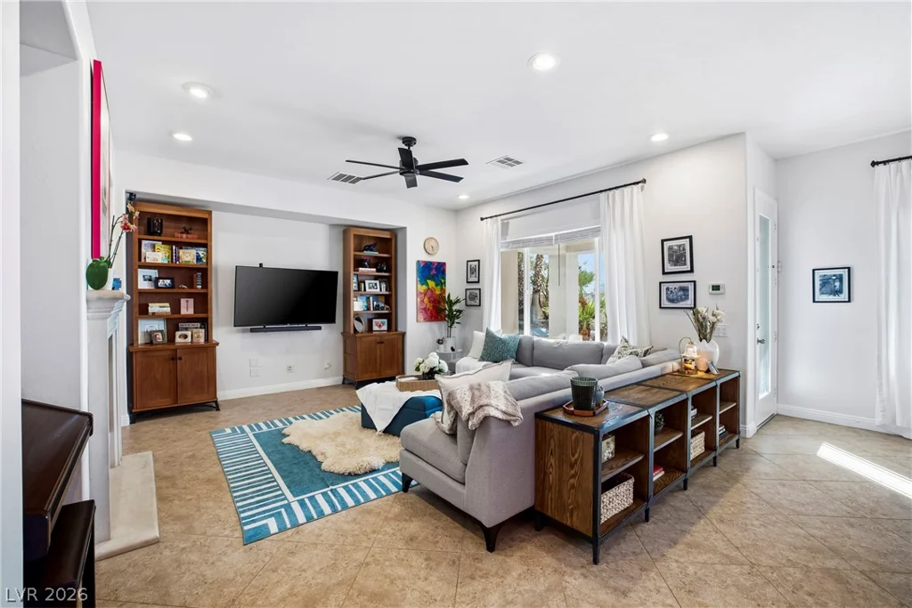 8745 Killians Greens, Las Vegas, NV 89131