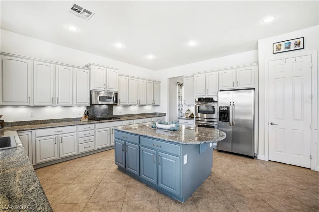 8745 Killians Greens, Las Vegas, NV 89131