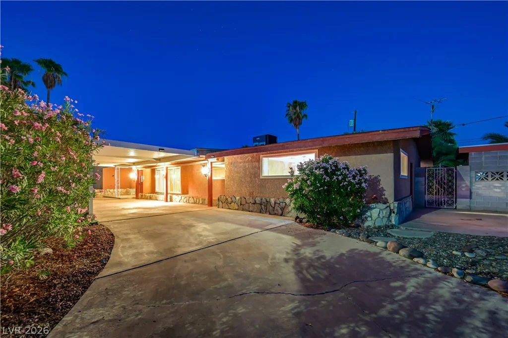 838 Fairview, Henderson, NV 89015