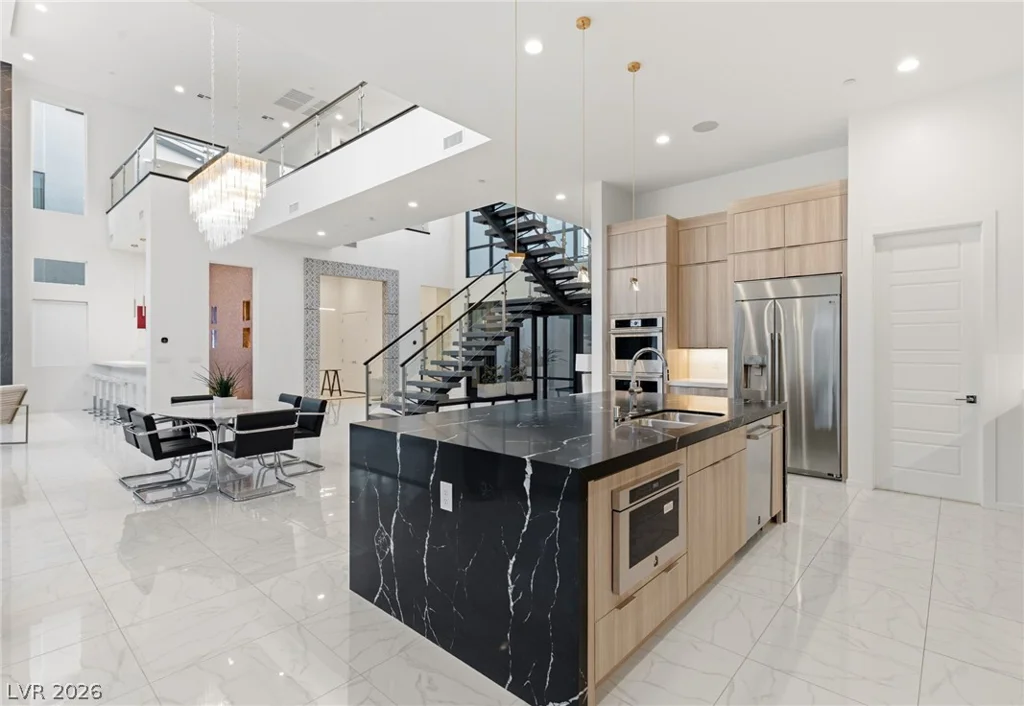 10752 Patina Hills, Las Vegas, NV 89135