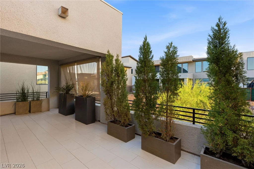 10752 Patina Hills, Las Vegas, NV 89135