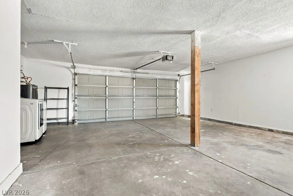 3731 Moberly, Las Vegas, NV 89139