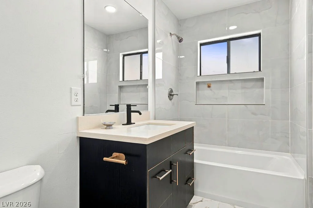 3731 Moberly, Las Vegas, NV 89139